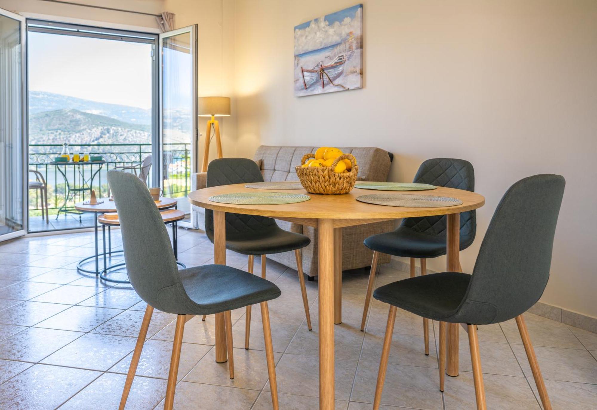 Apaggio Di Argostoli Apartments - Private Parking & Sea View Exteriör bild