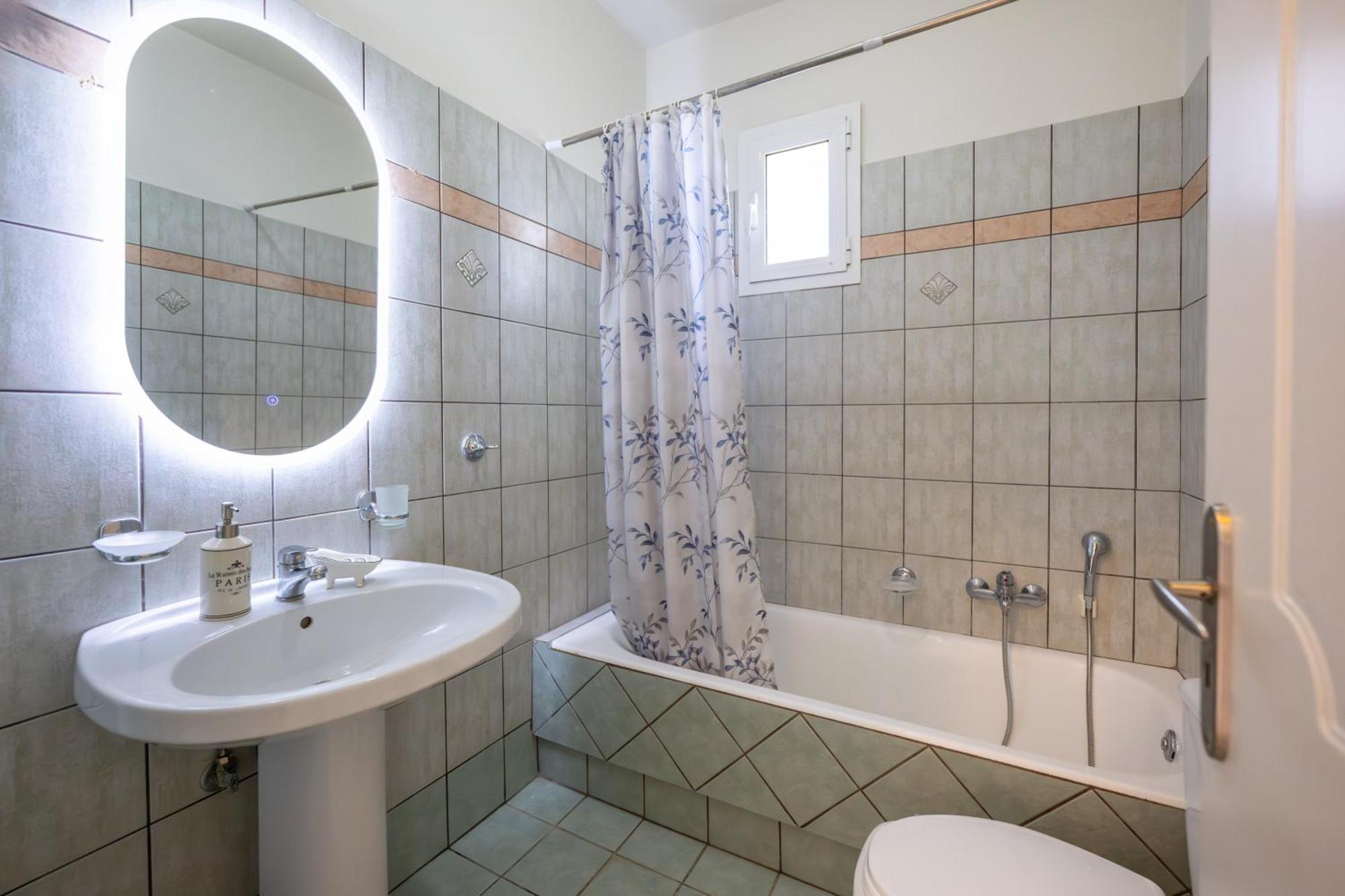 Apaggio Di Argostoli Apartments - Private Parking & Sea View Exteriör bild
